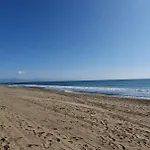 Autentico Playa * טורמולינוס